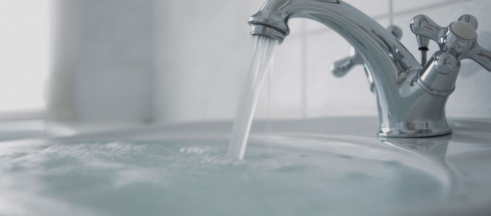 Услуги юриста при затоплении в Белом Яре
